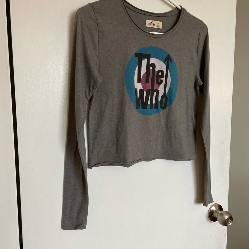 Hollister “The Who” Cropped Graphic Lightweight Top - Size S - Picture 2 of 11